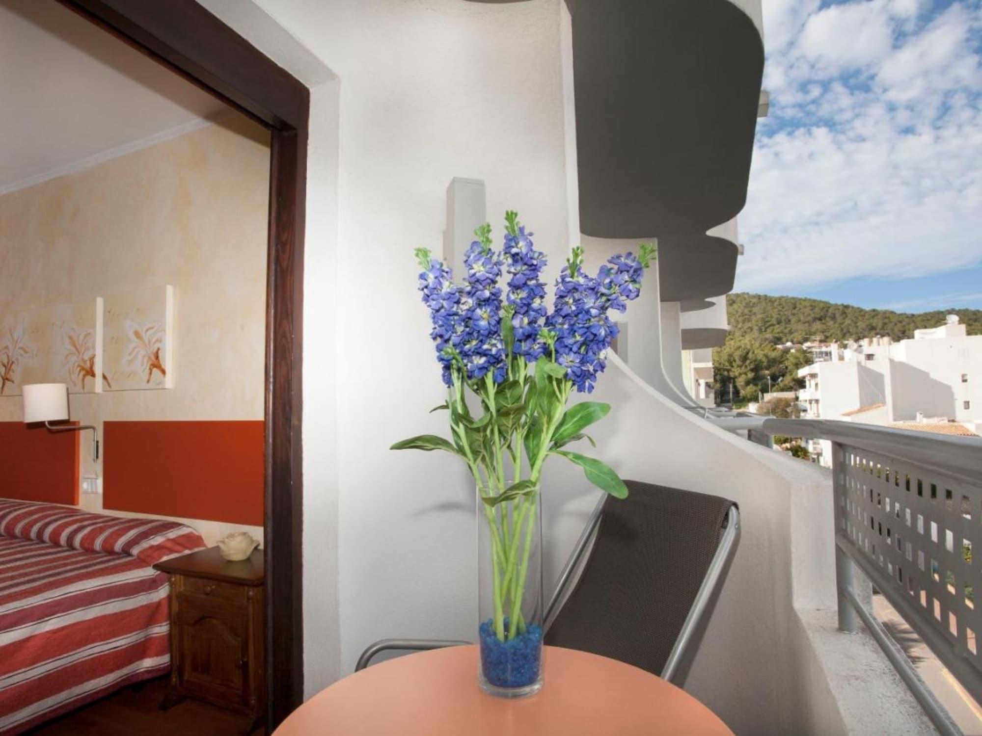 Apartamentos Parot Quality Santa Eularia des Riu Kültér fotó